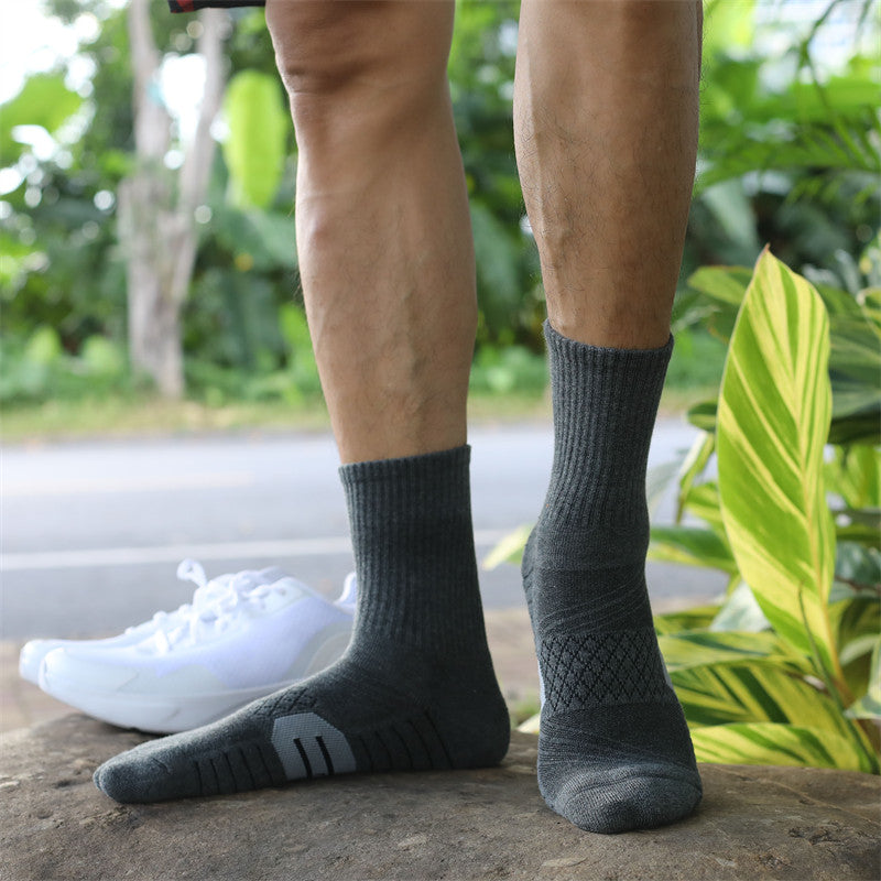 Elastic Breathable Cushioned Basketball Crew Socks | 1 Pair
